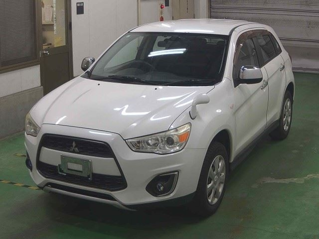 MITSUBISHI RVR 2013