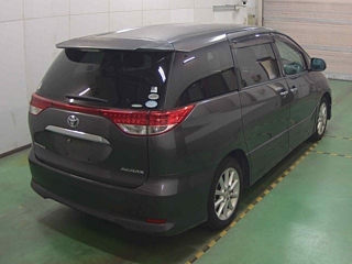 TOYOTA ESTIMA 2011