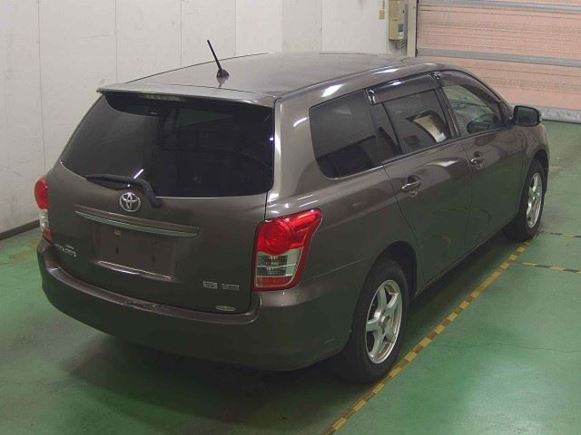 TOYOTA COROLLA FIELDER 2010