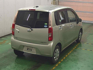 DAIHATSU MOVE 2012