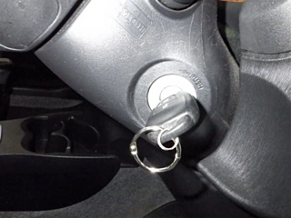 TOYOTA VITZ 2011
