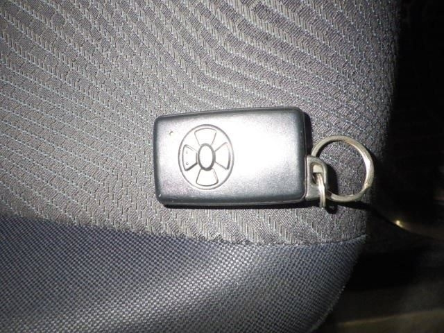 TOYOTA COROLLA FIELDER 2010