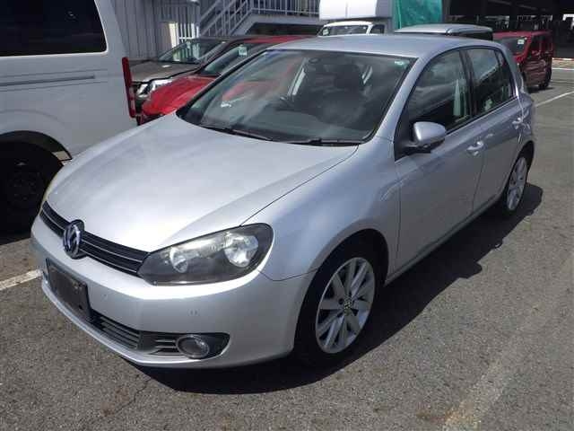 VOLKSWAGEN GOLF 2009