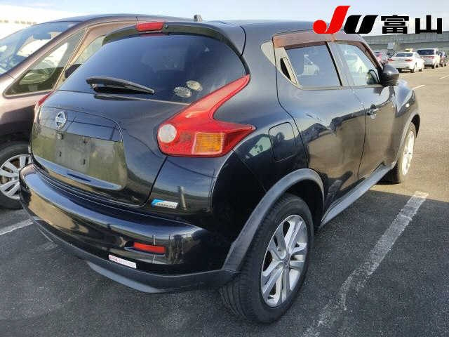 NISSAN JUKE 2010