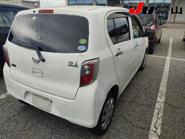 DAIHATSU MIRA E S 2012