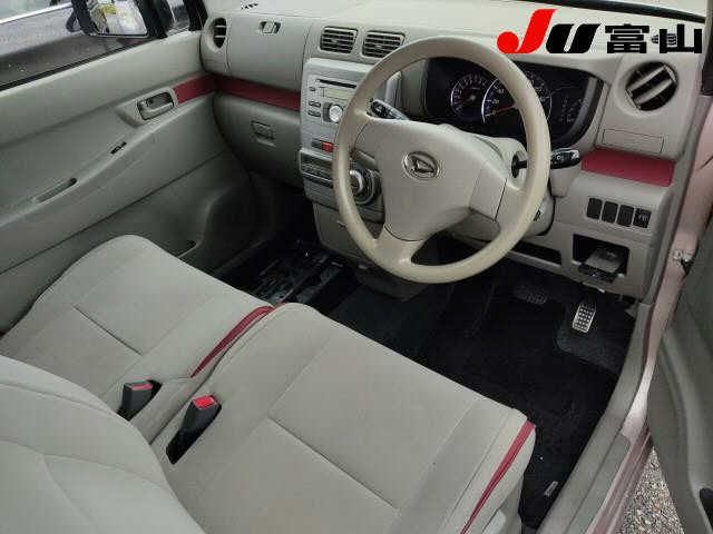 DAIHATSU MOVE CONTE 2011