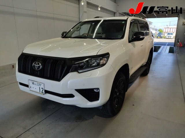 TOYOTA LAND CRUISER PRADO 2023