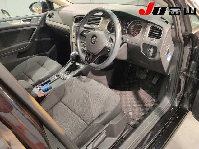 VOLKSWAGEN GOLF 2017