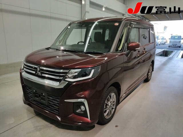 MITSUBISHI DELICA D2 2021