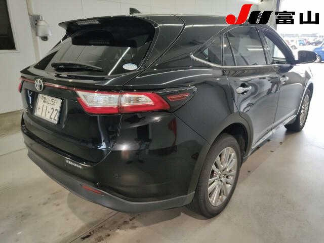 TOYOTA HARRIER 2018