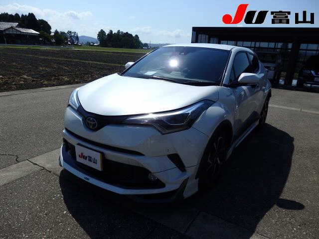 TOYOTA C-HR 2018