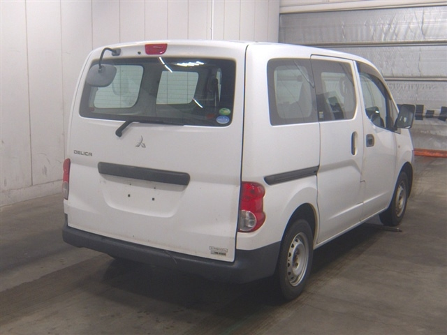 MITSUBISHI DELICA 2014