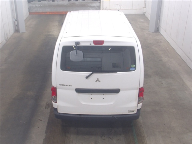 MITSUBISHI DELICA 2014