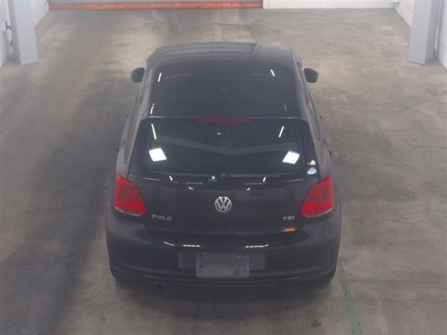 VOLKSWAGEN POLO 2010