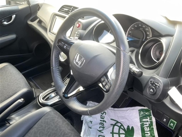 HONDA FIT SHUTTLE 2014