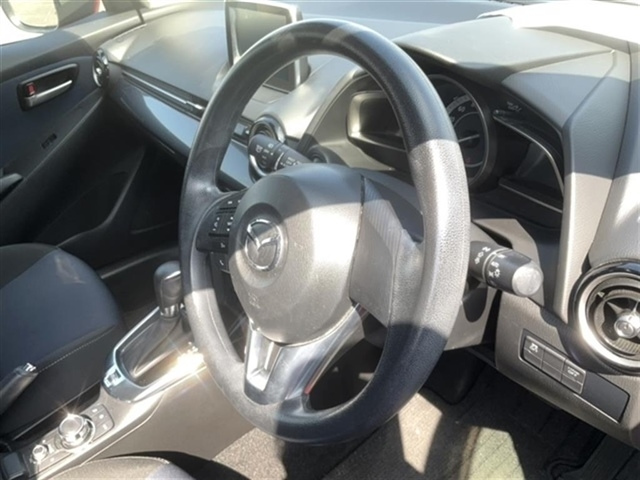 MAZDA DEMIO 2016