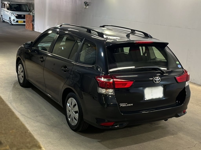 TOYOTA COROLLA FIELDER 2016