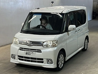 DAIHATSU TANTO 2012