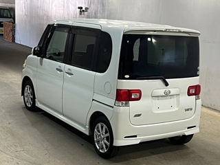 DAIHATSU TANTO 2012