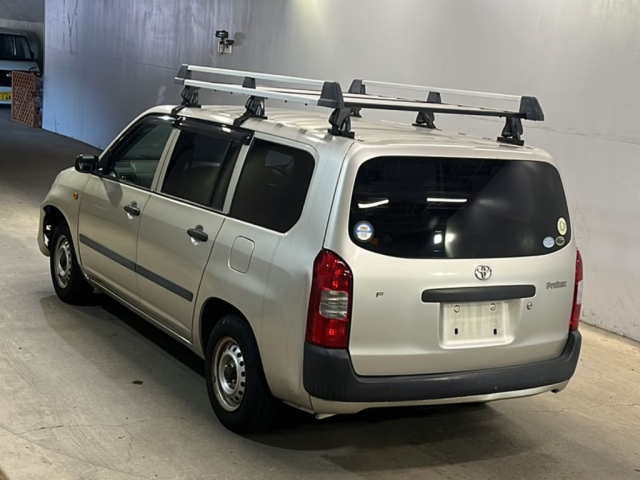 TOYOTA PROBOX 2010