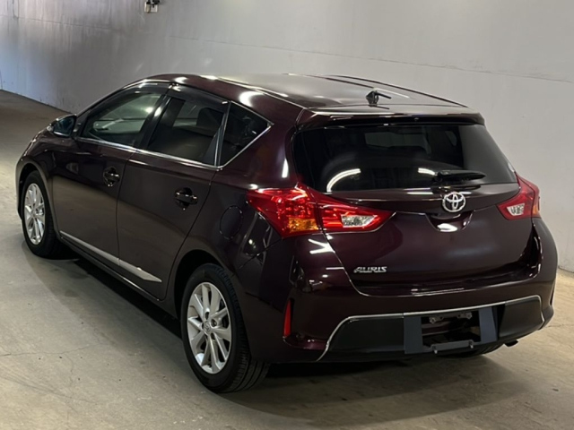TOYOTA AURIS 2014