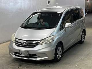 HONDA FREED 2012
