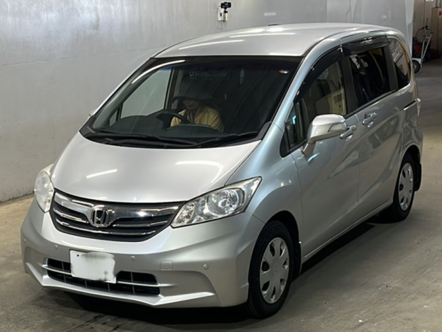 HONDA FREED 2012
