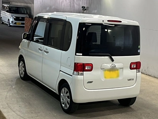 DAIHATSU TANTO 2013