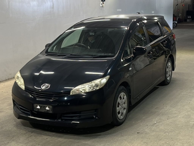 TOYOTA WISH 2010