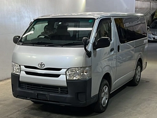 TOYOTA HIACE VAN 2017
