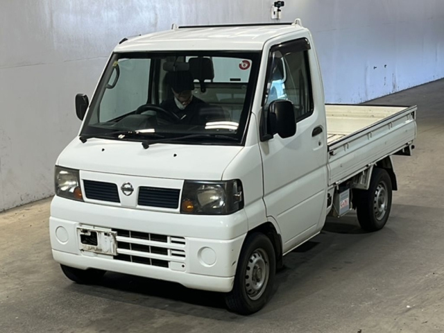 NISSAN CLIPPER TRUCK 2009