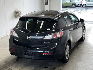 MAZDA AXELA 2010
