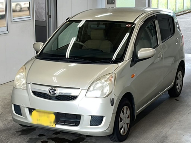 DAIHATSU MIRA 2010