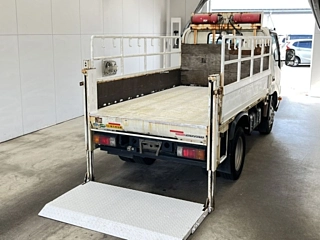 HINO DUTRO 2013