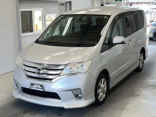 NISSAN SERENA 2011