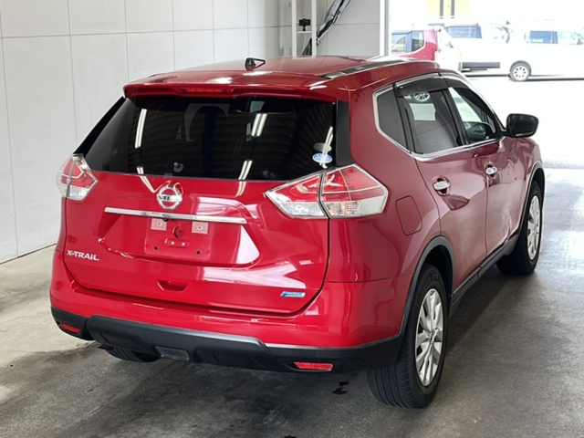 NISSAN X-TRAIL 2014