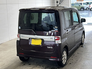 DAIHATSU TANTO 2009