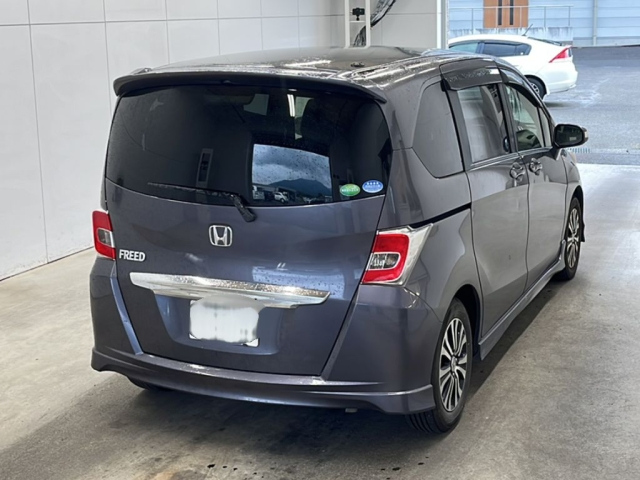 HONDA FREED 2014