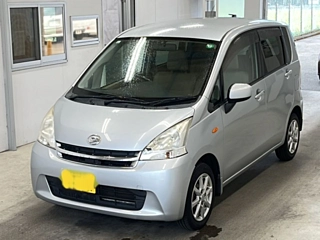 DAIHATSU MOVE 2011