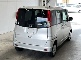 NISSAN ROOX 2012