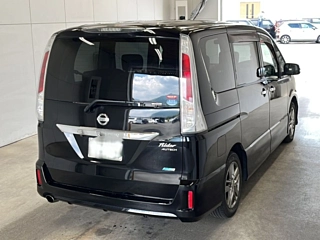 NISSAN SERENA 2011