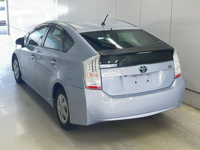 TOYOTA PRIUS 2010