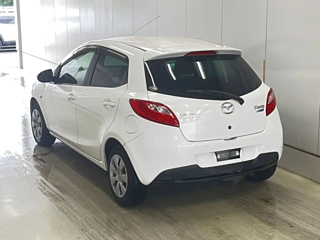 MAZDA DEMIO 2013