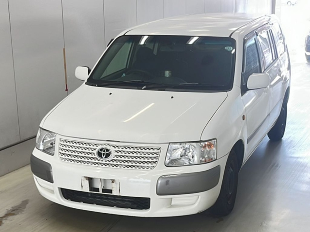 TOYOTA SUCCEED 2013