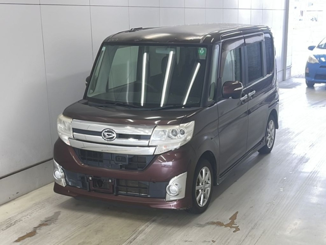 DAIHATSU TANTO 2014