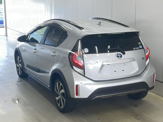 TOYOTA AQUA 2019