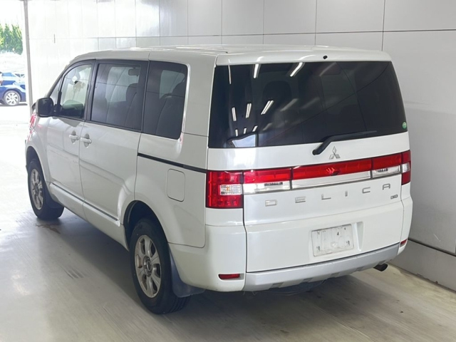 MITSUBISHI DELICA D5 2014