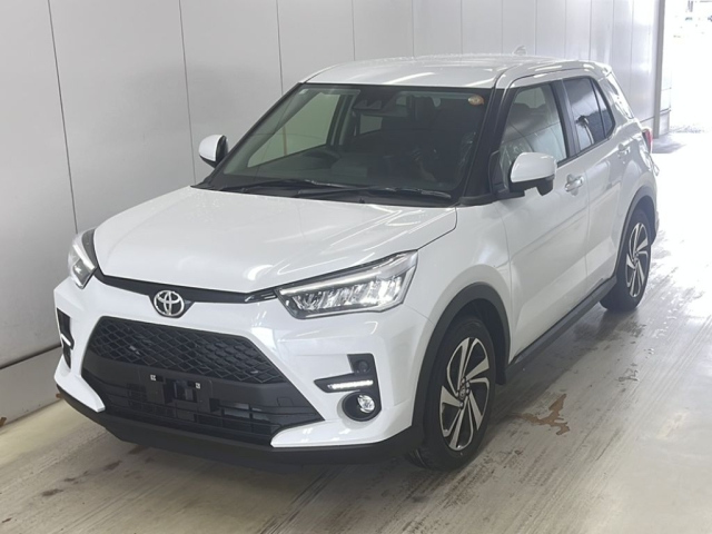 TOYOTA RAIZE 2025