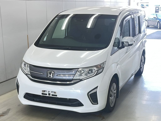 HONDA STEP WAGON 2016