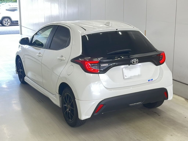 TOYOTA YARIS 2021